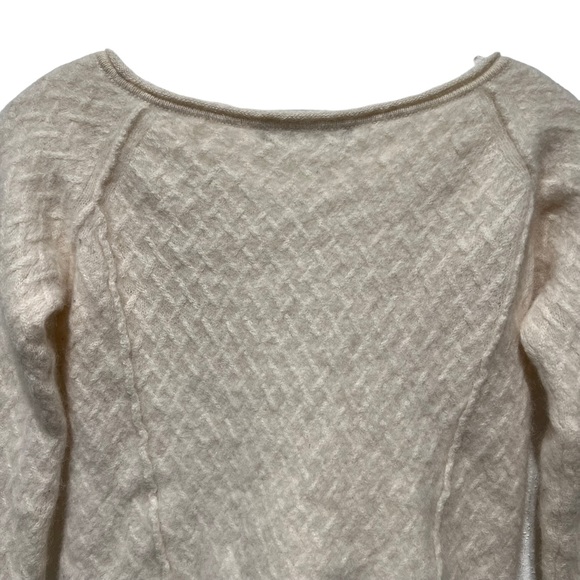 Peruvian Connection Beige Sweater Size Small - Picture 6 of 11